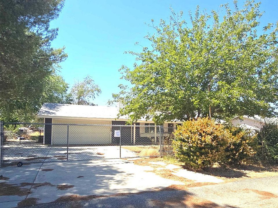 2nd image of 40671 177th St E