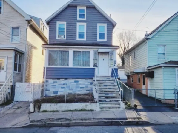 414 Mechanic St Floor 2, Orange, NJ 07050