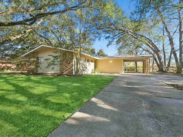 9385 Kingcrest Pkwy, Baton Rouge, LA 70810