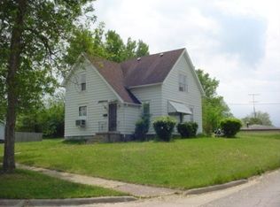 901 S Broadway St, Toledo, IA 52342