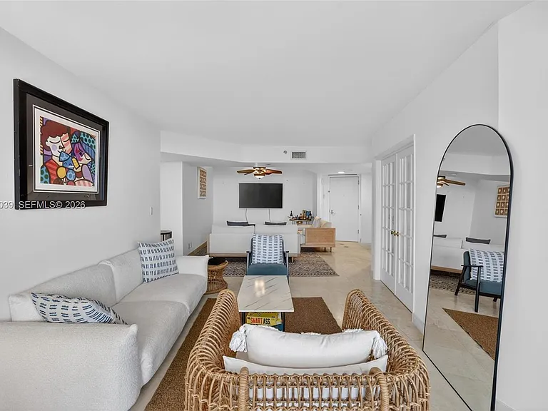 1000 Island Blvd #2105 — Photo 14