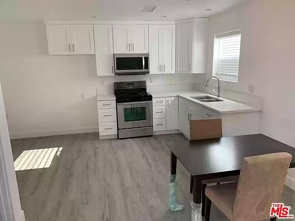 3rd image of 6934 Chimineas Ave #2455