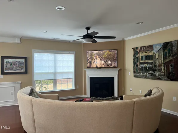 217 Abbey View Way, Cary, NC 27519