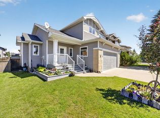 759 S Stonehaven Dr, Carstairs, AB T0M0N0