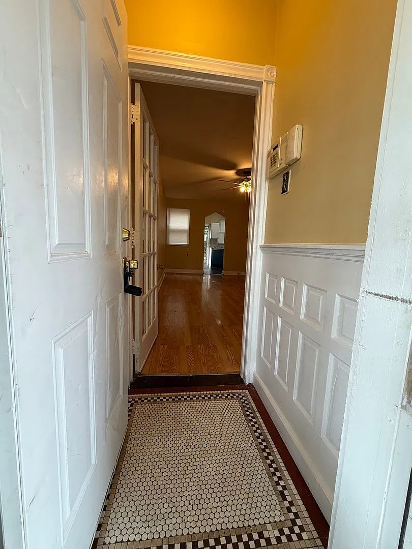 3 bedroom, 1.5 bath rowhome in the heart of South Philadelphia's Point Breeze/Newbold — Photo 2