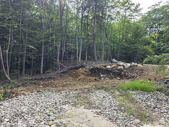 4th image of M24 L22&23 Valley Road