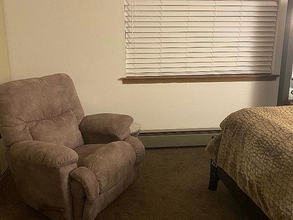 5th image of 901 E Chicago Ave APT 3E