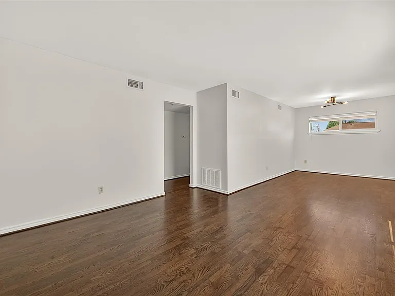 2020 Huldy St #10 — Photo 11