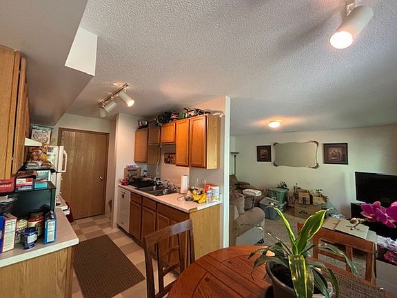4th image of 2231 Van Dyke St N #2