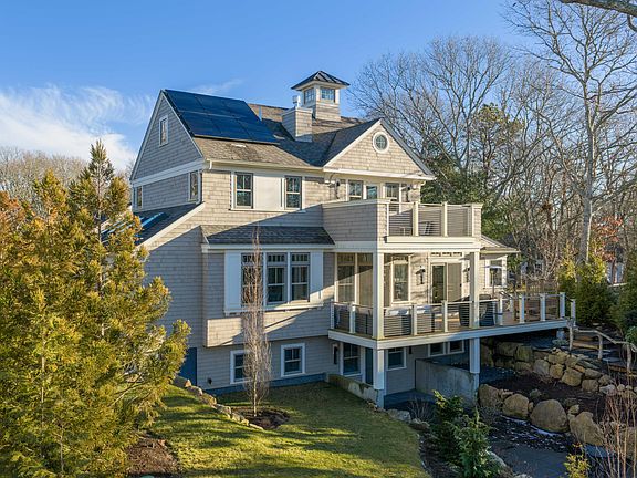 4th image of 75 Streeter Hill Road