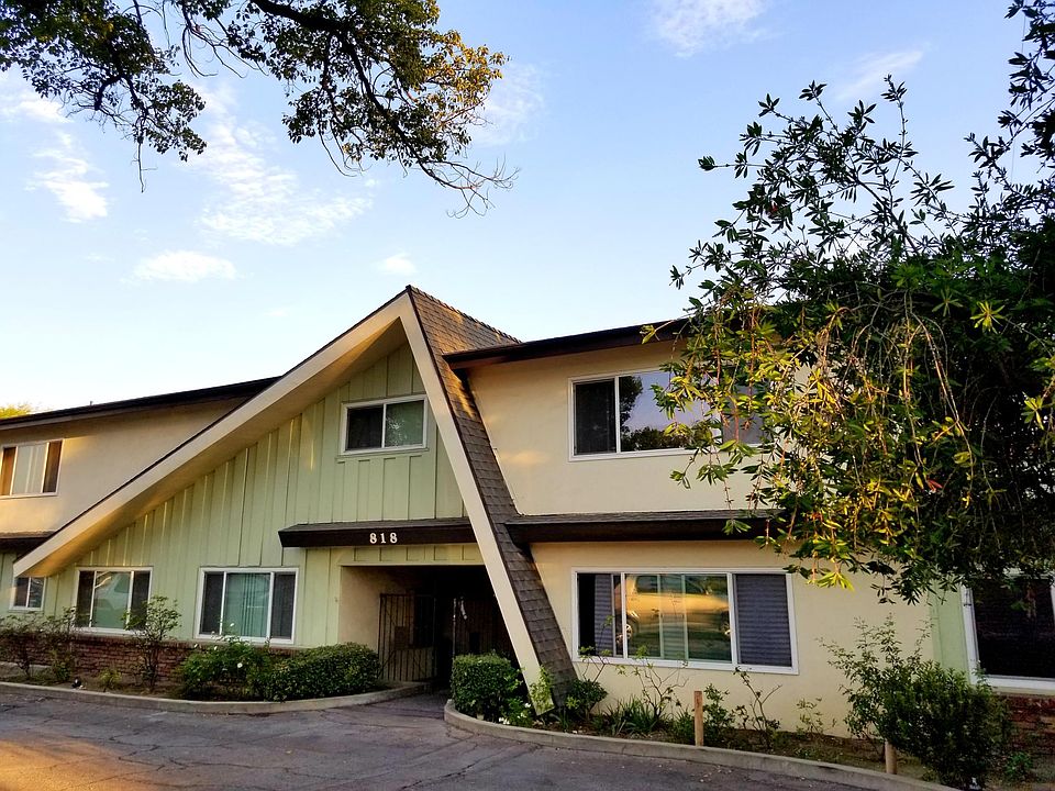 1st image of 818 W Huntington Dr APT 14