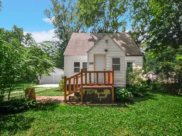 1820 Warren St, Lake Station, IN 46405