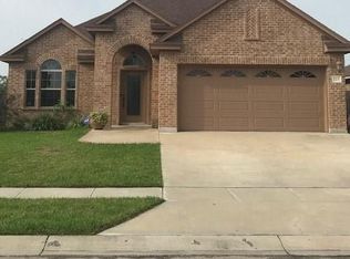 123 Boulder Ridge Dr, Cuero, TX 77954