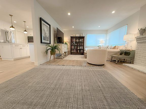 4th image of 2313 Bundros Ct