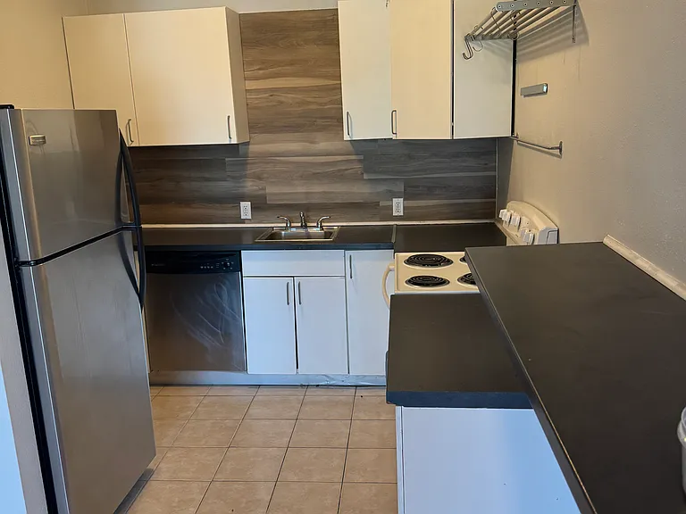 3715 Oakland Ave #1 — Photo 10