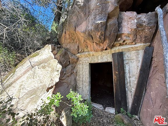 4th image of 0 Red Rock Rd