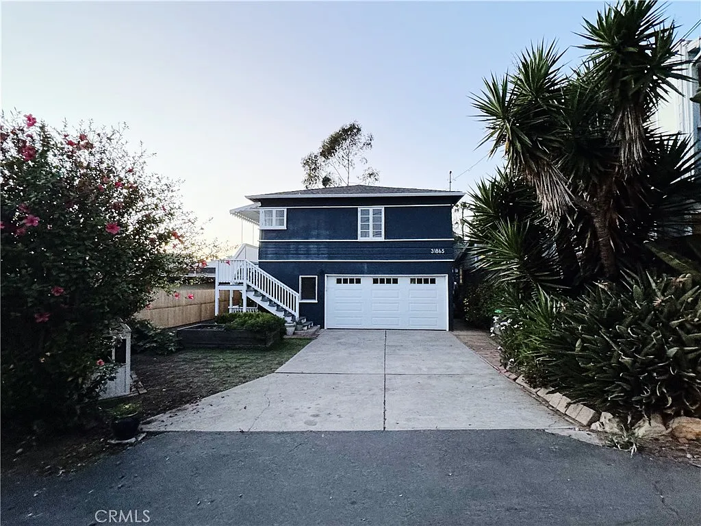 Building Photo - 31865 8th Ave