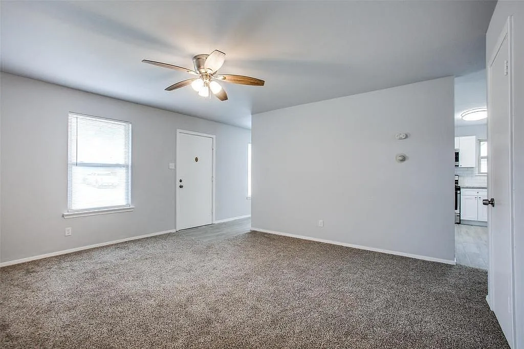 3 bed, 1345 sqft, $2,250 — Photo 4