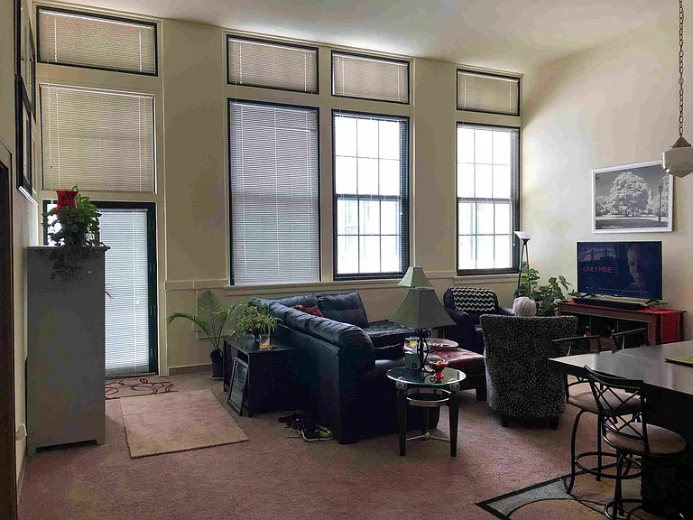 East High Apartments — Photo 70