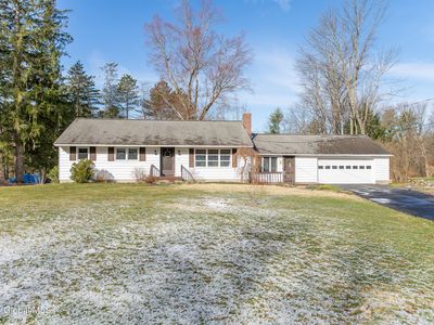 5 Wendy Lane, Burnt Hills, NY, 12027