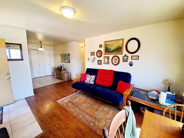 1734 Azalea Dr #6 — Photo 2