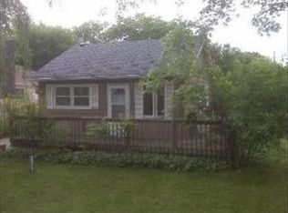 24900 W Rollins Rd, Round Lake, IL 60073