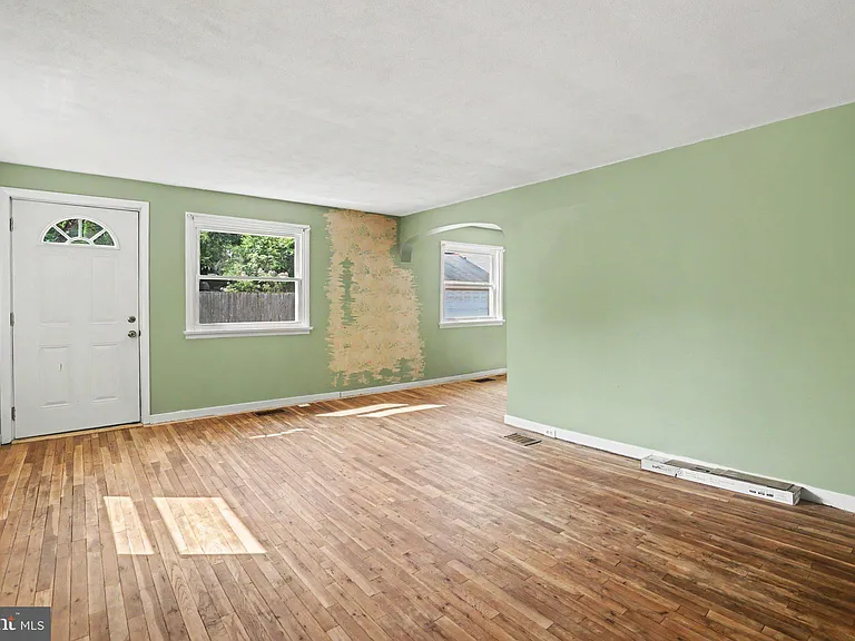 1272 Boiling Springs Rd — Photo 2