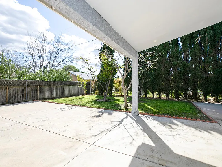 8437 Quartz Ave — Photo 39