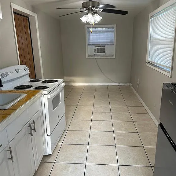3407 N Avenida Republica De Cuba #A — Photo 5