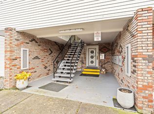 311 NE 85th St UNIT R, Vancouver, WA 98665