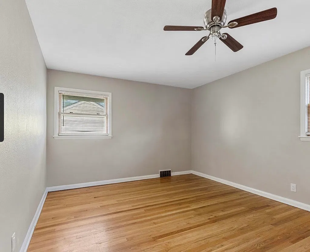 3 bed, 1437 sqft, $2,500 — Photo 4