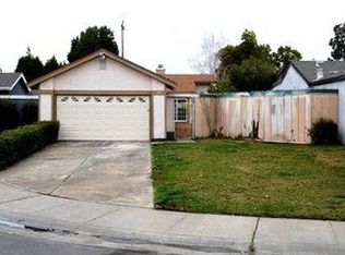 18 Hedgerow Ct, Sacramento, CA