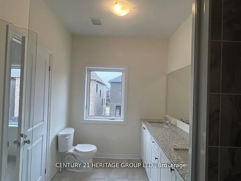 22 Blick Cres — Photo 11