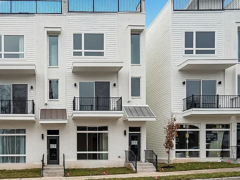 341 Douglas Ave #201 — Photo 11