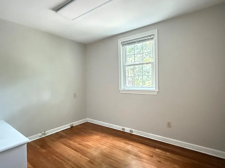 1005 N Lebanon St — Photo 18