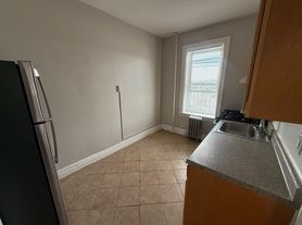 164 Sterling Ave, Jersey City, NJ