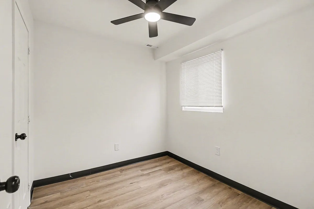 Building Photo - 13031 Joy Rd #2