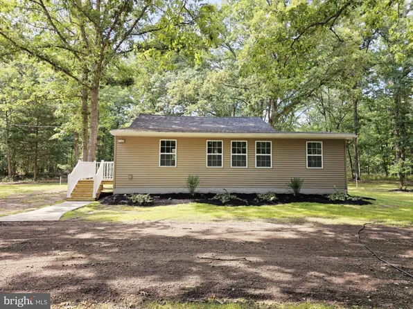 445 Weymouth Rd, Buena, NJ 08310