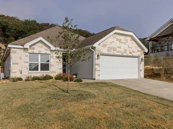 1148 Norfolk Ln, Kerrville, TX 78028