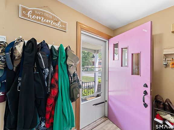 5th image of 39 Selden Street