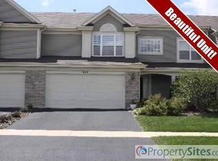 643 Yorkshire Ln, Hampshire, IL 60140