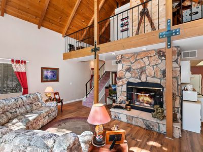 871 Elm St, Big Bear Lake, CA, 92315