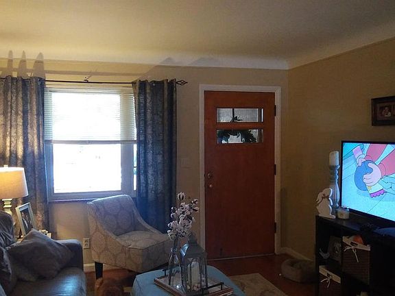 2nd image of 1440 Beechmeadow Ln