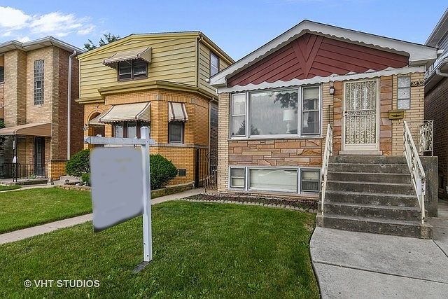 1st image of 2632 N Nordica Ave