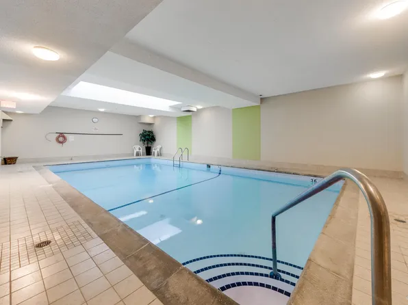 6689 Willingdon Ave #705, Burnaby, BC V5H 3Y8