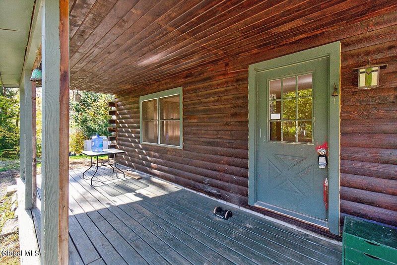 3rd image of 172 Drager Road