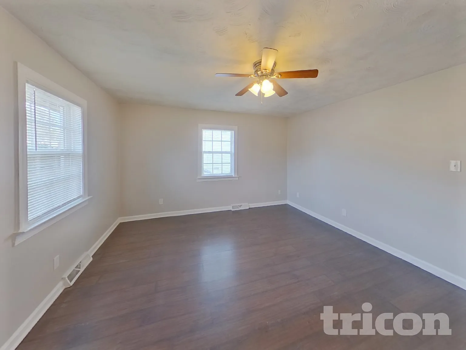 4300 Oak Forest Charlotte NC — Photo 3
