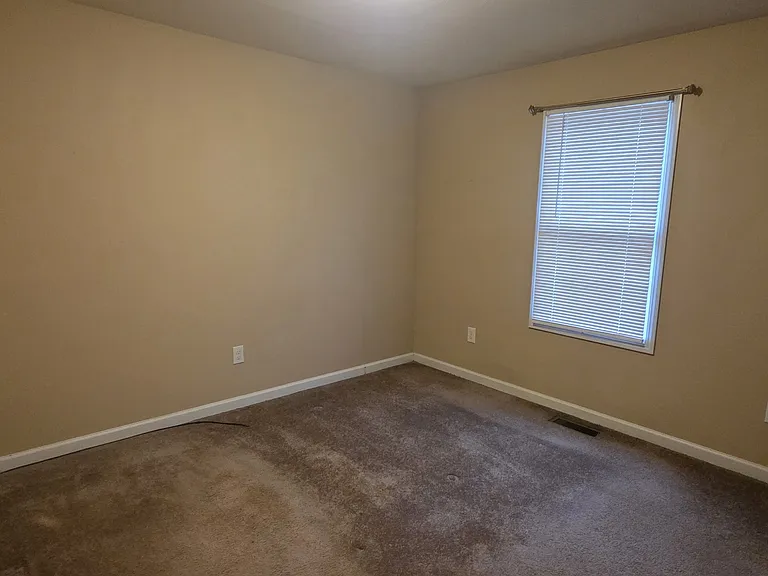 306 N Polk St — Photo 6