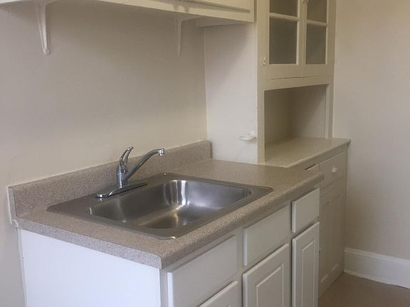1BR, Apt #211 Kitchen