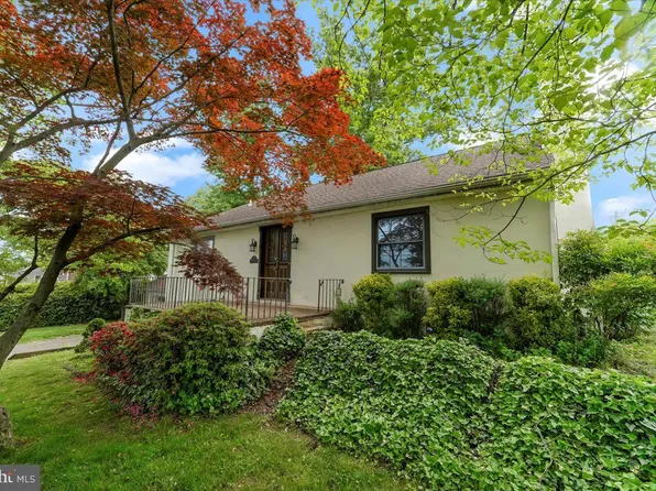 221 Highland Rd, Pottstown, PA 19464